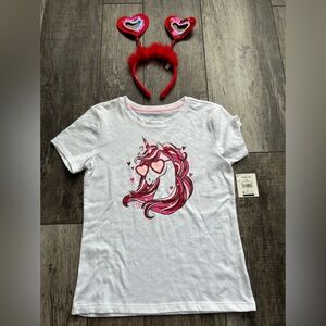 NWT White T-Shirt with Red/Pink Unicorn & Hearts & free Valentines Day Headband